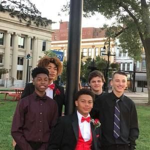 Meet your Posher, Odell